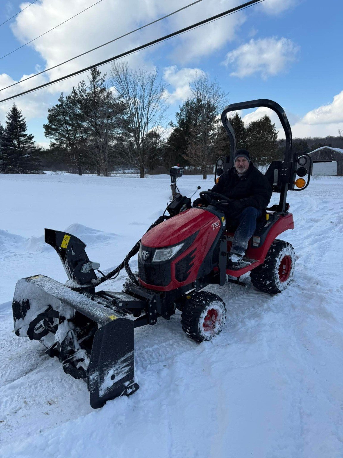 TYM_T224_Snowblower_In_Use